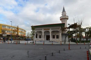 Yedikule Göğüs Hastanesi Camii